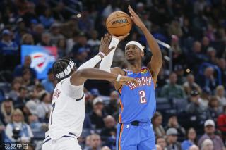 现出超强的 现出超强的