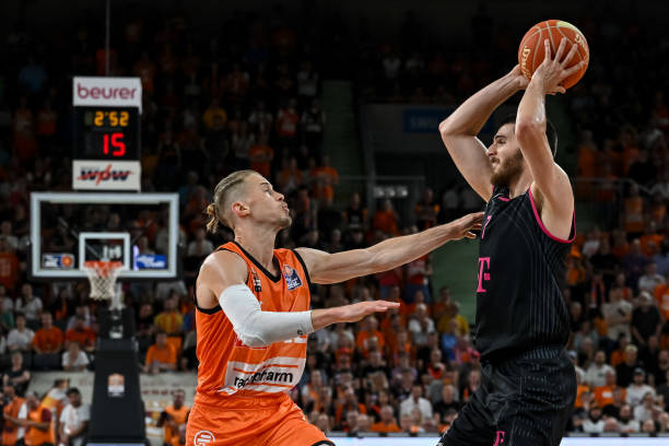 让人忍不住 让人忍不住