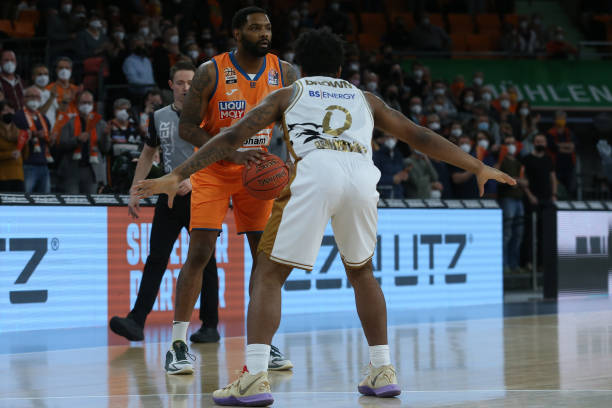 吸引大量观 吸引大量观