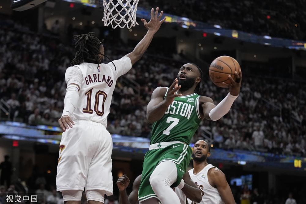 逐步瓦解敌 逐步瓦解敌